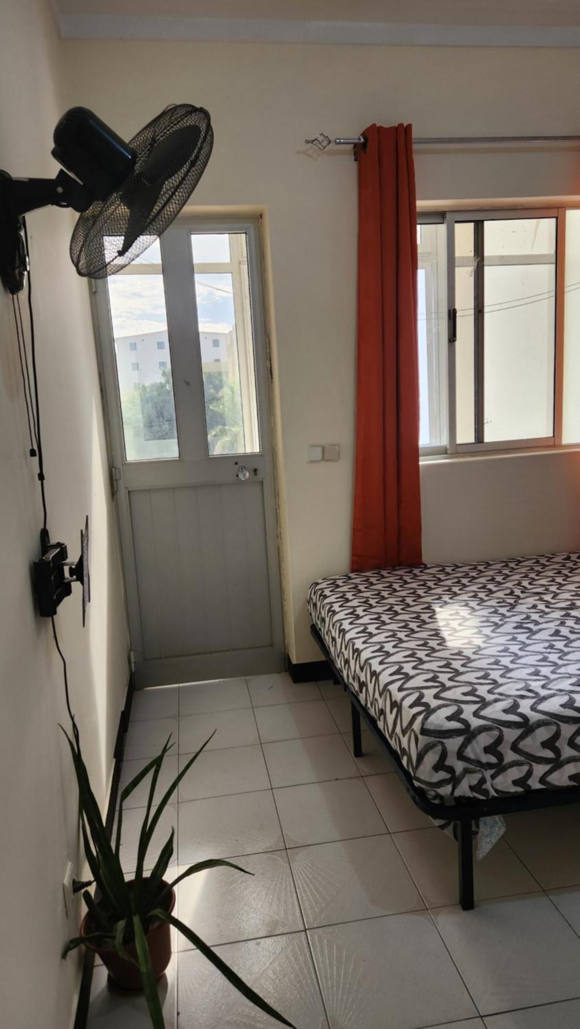 No Cash Accepted-Meeting Point Hostel- Praia, Also In Tarrafal & Fogo Ngoại thất bức ảnh