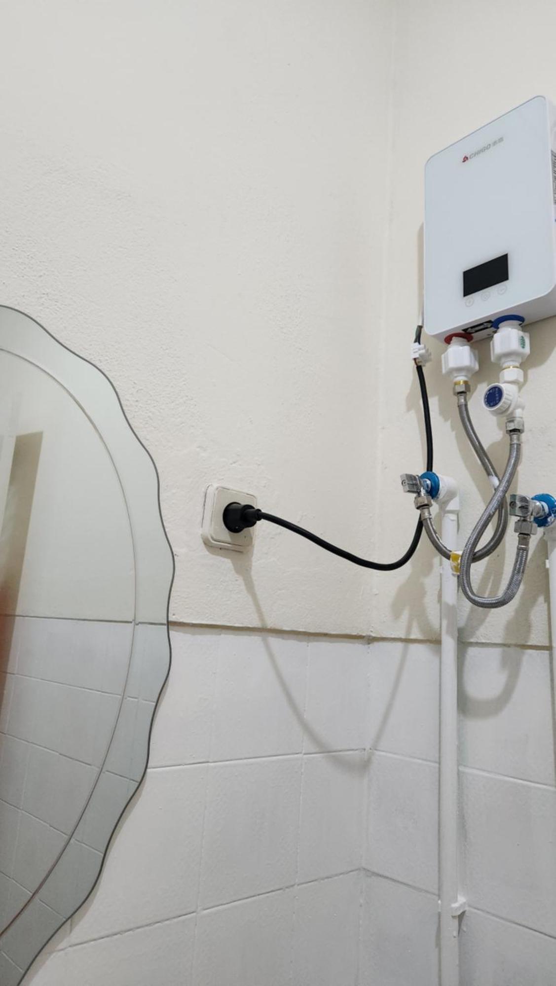 No Cash Accepted-Meeting Point Hostel- Praia, Also In Tarrafal & Fogo Ngoại thất bức ảnh